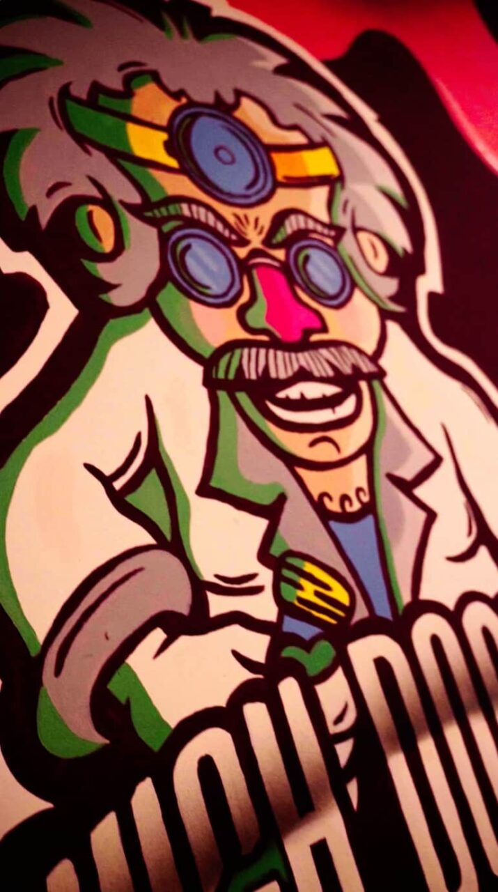 Poster preview video del The High Doctor CSC ad Alicante con logo dottore.